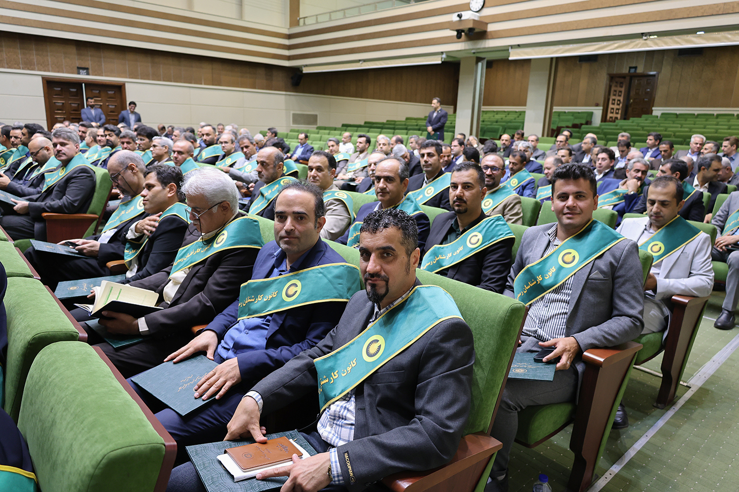 جلسه اتیان سوگند مورخ 1405,05,31 کارآموزان آزمون ورودی سال 1402
